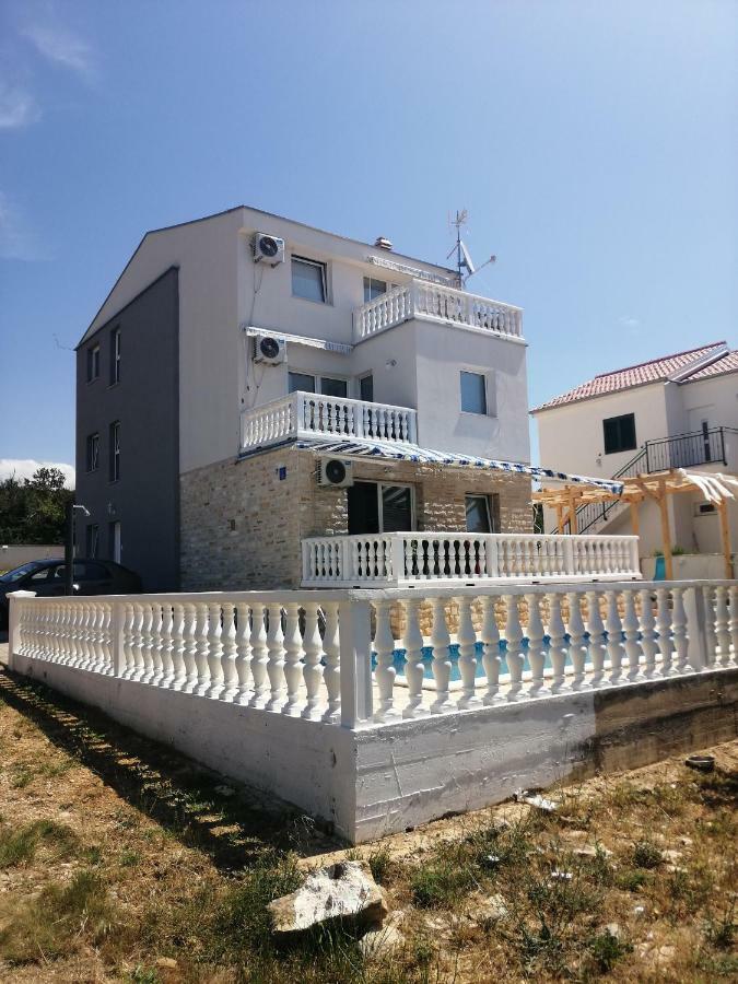 Kuca Za Odmor Postonjski 마슬레니차 외부 사진